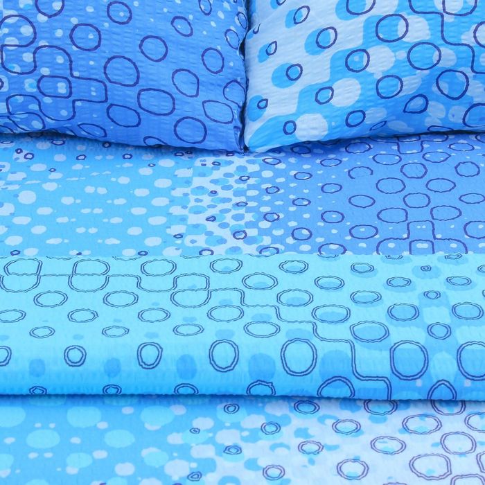 Постельное бельё "Этель" 2 сп. Клэр 175х204 см, 200х210 см, 70х70 см - 2 шт, 100% хл, креп + подарок - полотенце 50х70 см МИКС