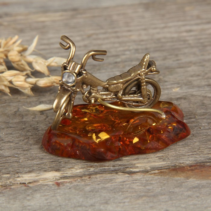Сувенир из латуни и янтаря "Мотоцикл"