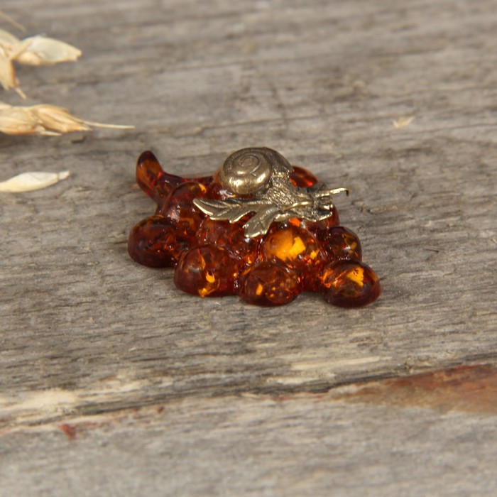 Сувенир из латуни и янтаря "Улитка" МИКС