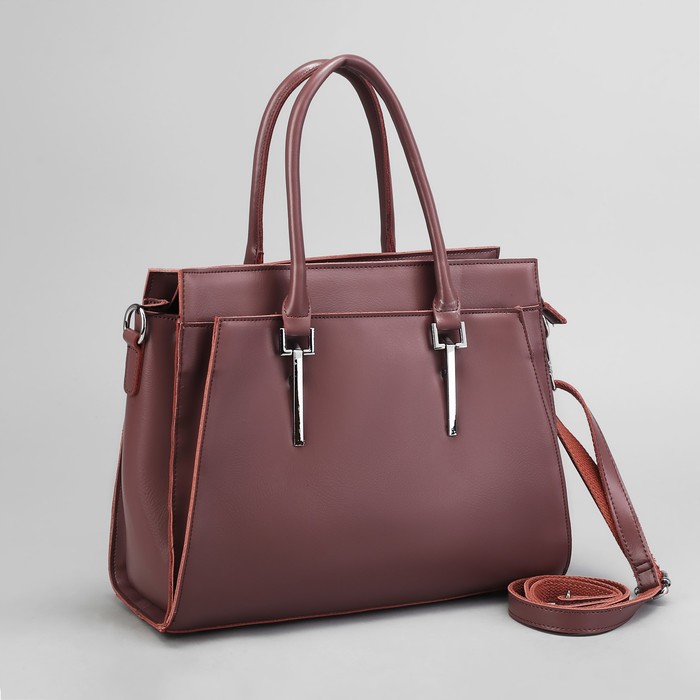 Сумка женская, отдел на молнии, 2 наружных кармана, длинный ремень, цвет пудровый