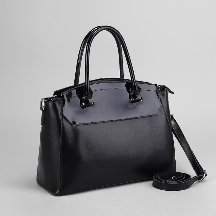 Сумка женская, отдел с перегородкой на молнии, наружный карман, длинный ремень, цвет чёрный