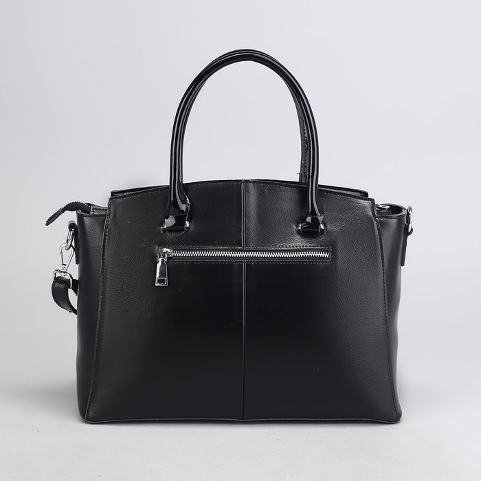 Сумка женская, отдел с перегородкой на молнии, наружный карман, длинный ремень, цвет чёрный