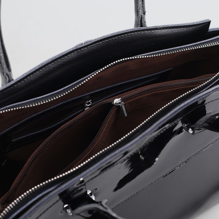 Сумка женская, отдел с перегородкой на молнии, наружный карман, длинный ремень, цвет чёрный