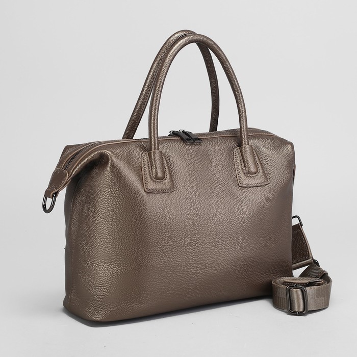 Сумка женская, отдел с перегородкой на молнии, наружный карман, длинный ремень, цвет бронзовый