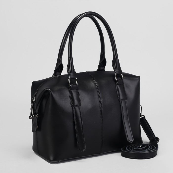 Сумка женская, отдел с перегородкой на молнии, наружный карман, длинный ремень, цвет чёрный