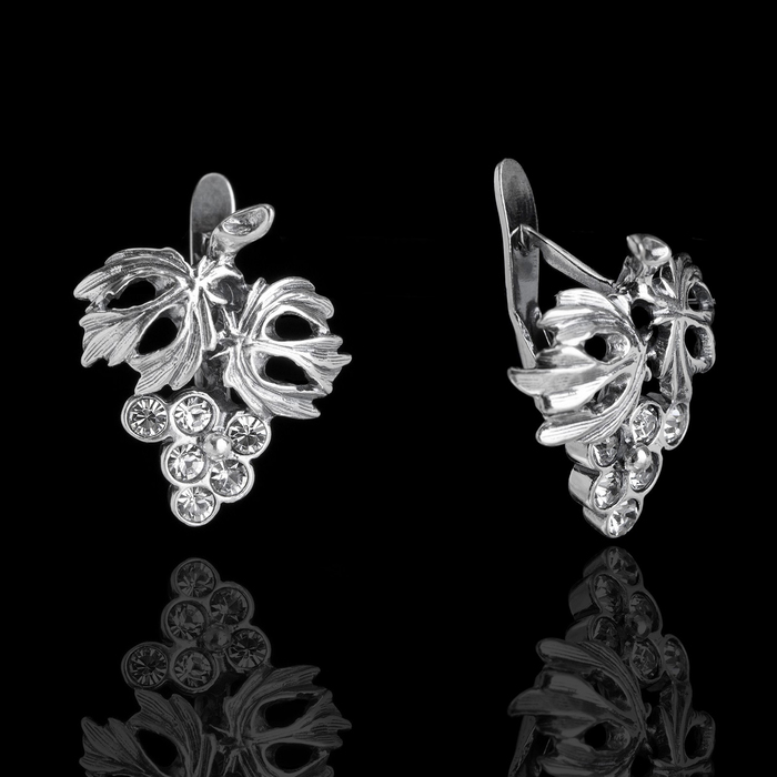 Серьги "Гроздь", цвет белый в чернёном серебре