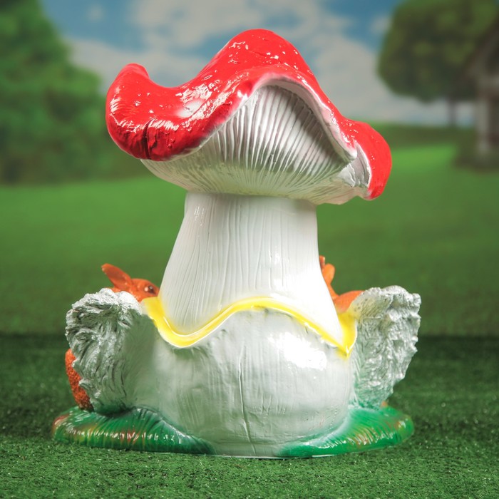 Садовая фигура "Гриб с белками" полистоун, 38 см