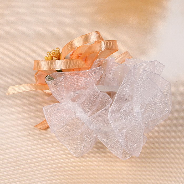 Бутоньерка №3, персик, 2шт