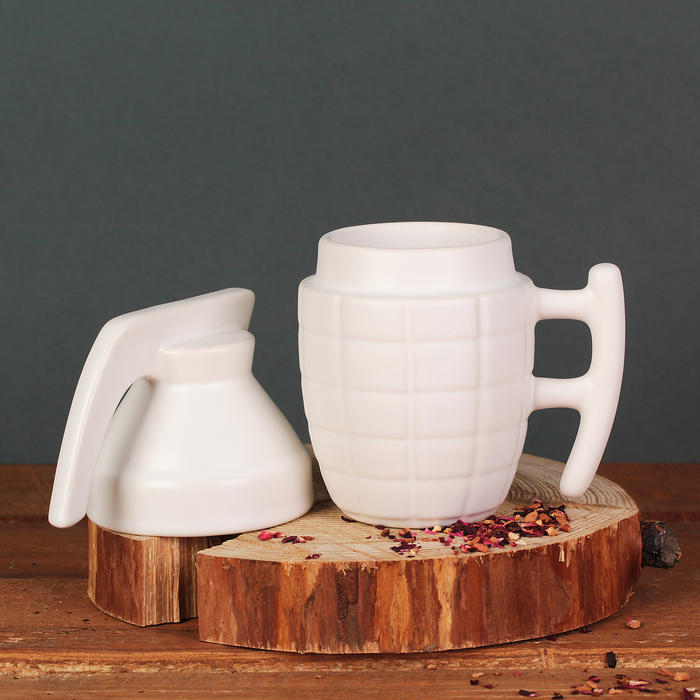 Набор кружка-граната и чай чёрный 100 г "23 Февраля. звезда"