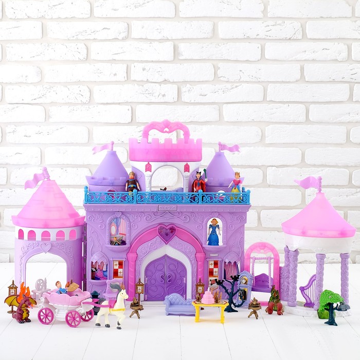 Замок для кукол &quot;Сказочные герои&quot; с аксессуарами, световые и звуковые эффекты