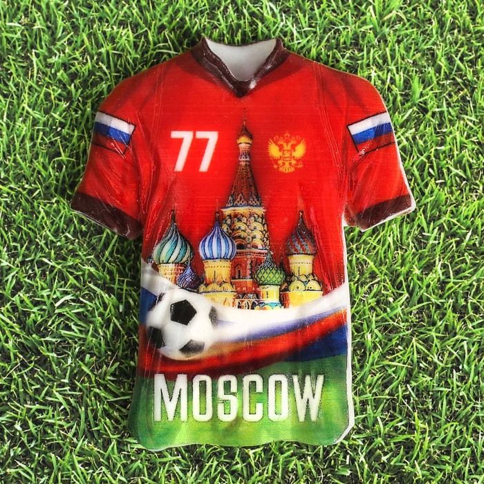 Магнит в форме футболки «Москва»