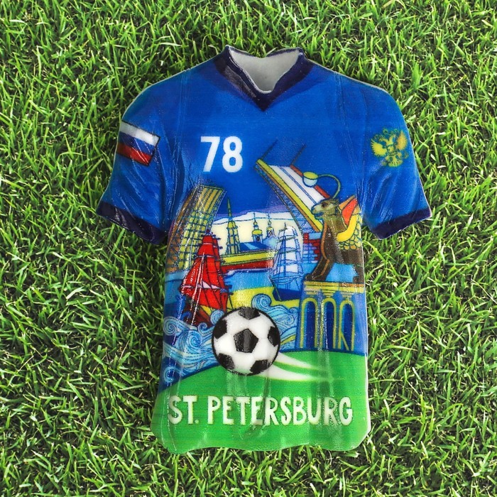 Магнит в форме футболки «Санкт-Петербург»