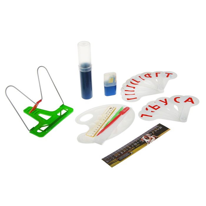 Набор первоклассника в папке с ручками для мальчика