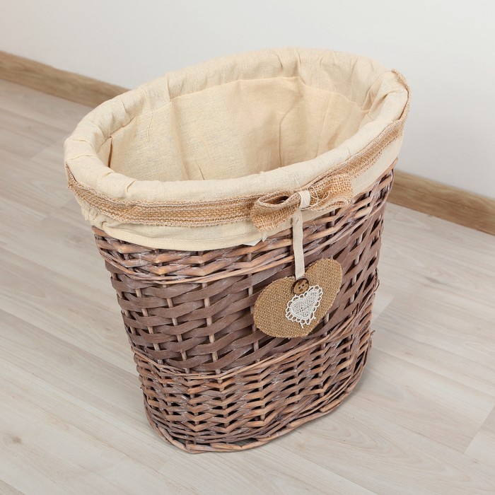 Корзина для белья плетеная овальная "Сердце" 49х35х53 см