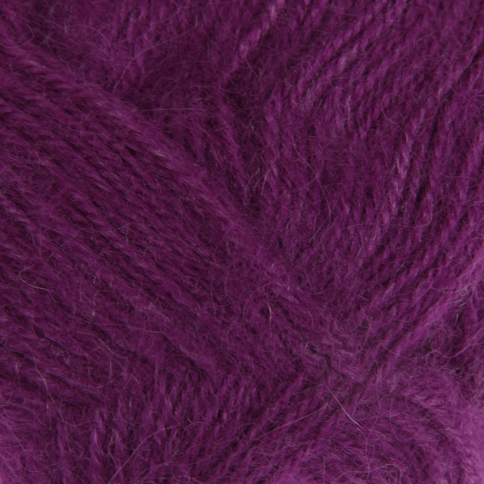 Пряжа "Super Angora" 35 % мохер, 65 % премиум акрил 395м/100г (3471 ярко сиреневый)