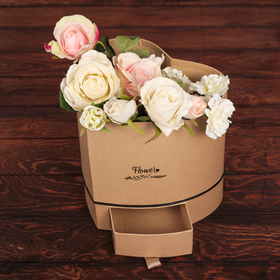 

Коробка подарочная Flowers "Сердце" с ящиком, крафт, 23,5 х 21 х 21 см