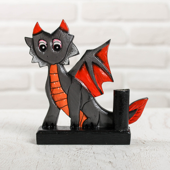 Подставка под ручки и карандаши "Дракон" дерево 17х5,5х18 см