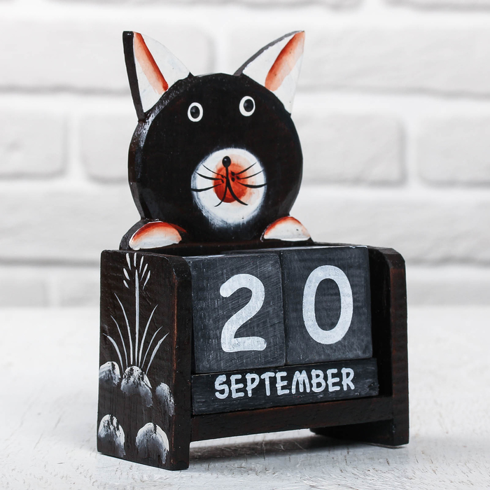 Деревянный календарь "Кошечка"11х6х15 см