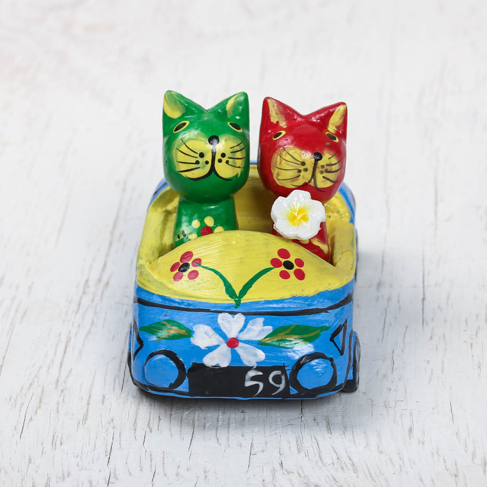 Сувенир дерево "Кошки и авто" 10,5х6,5х7 см