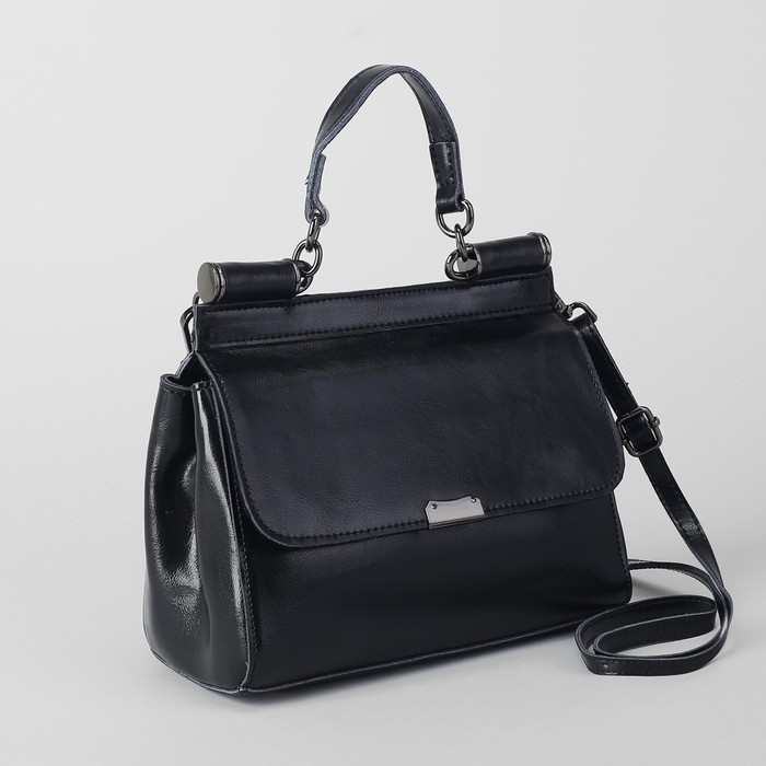 Сумка женская, отдел с перегородкой на молнии, наружный карман, длинный ремень, цвет чёрный