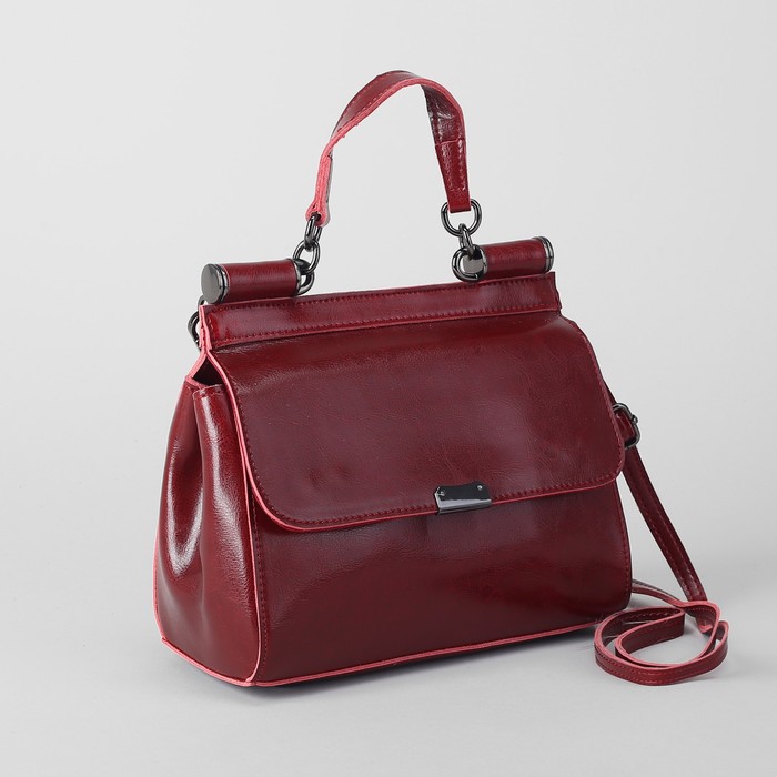 Сумка женская, отдел с перегородкой на молнии, наружный карман, длинный ремень, цвет красный