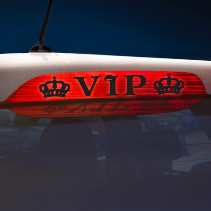 Наклейка на стоп сигнал на заднее стекло "VIP"