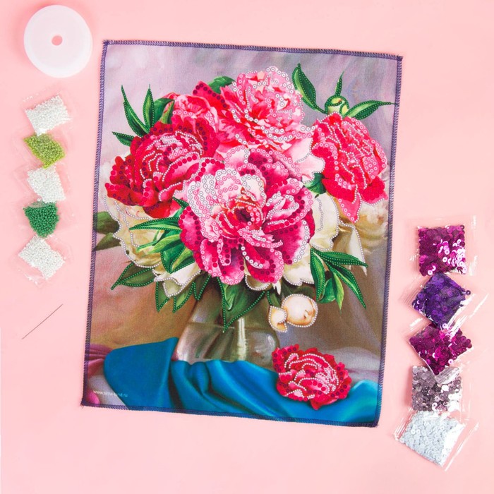 Вышивка бисером и пайетками "Пионы", 28 х 35 см