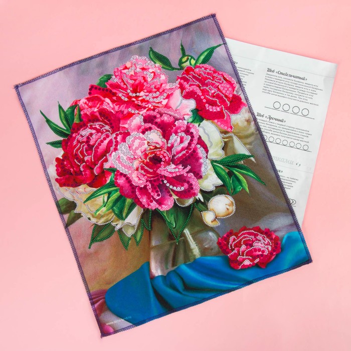 Вышивка бисером и пайетками "Пионы", 28 х 35 см