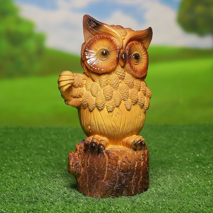 Садовая фигура "Филин с шишкой" 28х16х11см