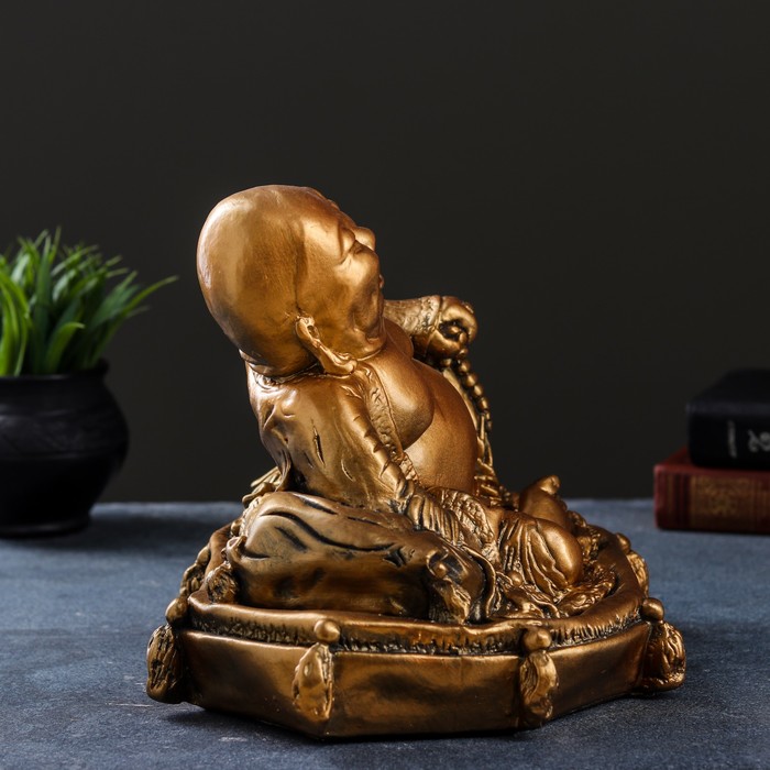 Фигурка "Хотей на подушке" МИКС 24см