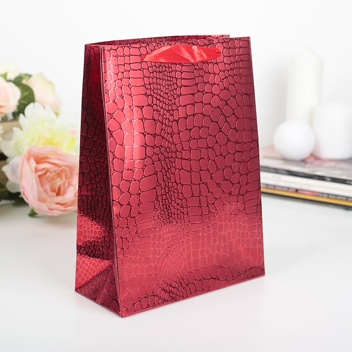 Пакет подарочный "Питон", красный, люкс, 30 х 12 х 42 см