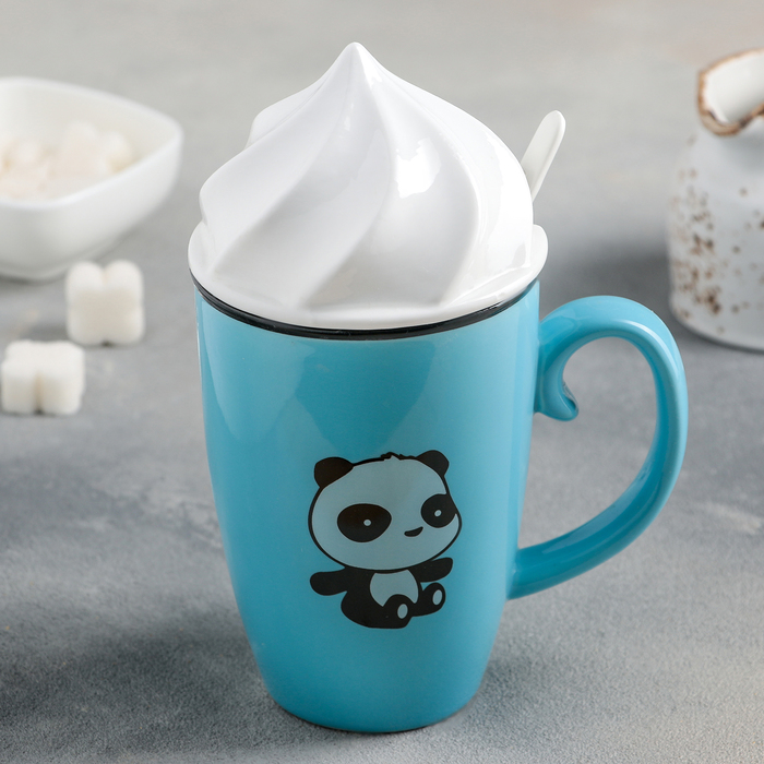 Кружка 450 мл "Наслаждение", с керамической крышкой и ложкой, цвета и рисунок МИКС