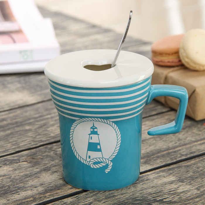 Кружка 250 мл "Грейпвайн", с керамической крышкой и ложкой, цвета и рисунок МИКС