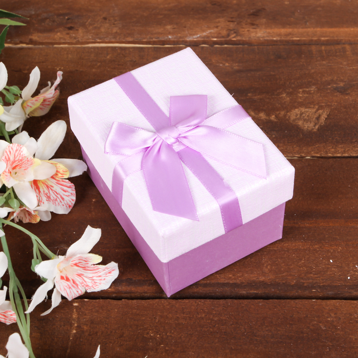 Коробка подарочная 10 х 7,5 х 6 см