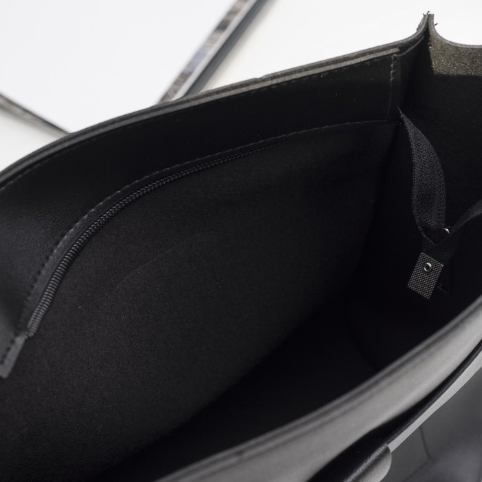 Сумка молод Стелла, 24*13*27, отд на молнии, н/карман, регулир ремень, чёрный