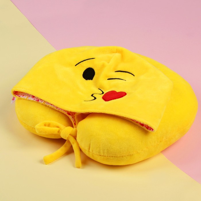 Антистресс-подголовник "Смайлик" с капюшоном