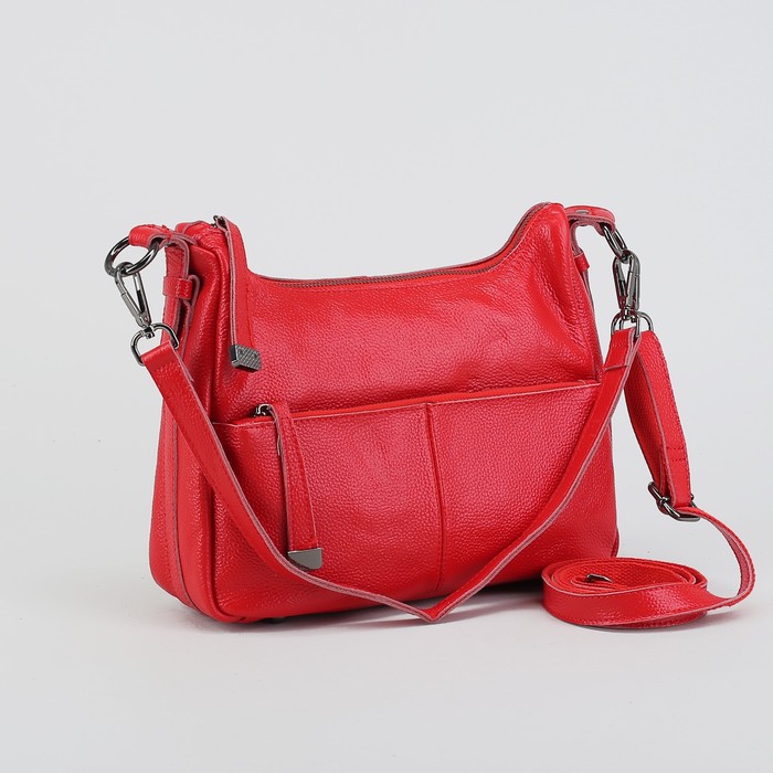 Сумка женская, отдел на молнии, 2 наружных кармана, длинный ремень, цвет красный