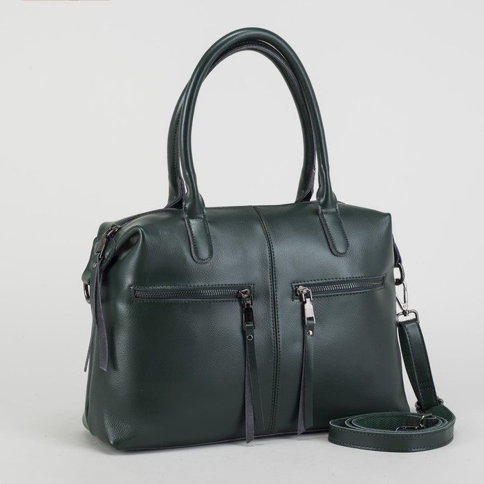 Сумка женская, отдел на молнии, 3 наружных кармана, длинный ремень, цвет зелёный