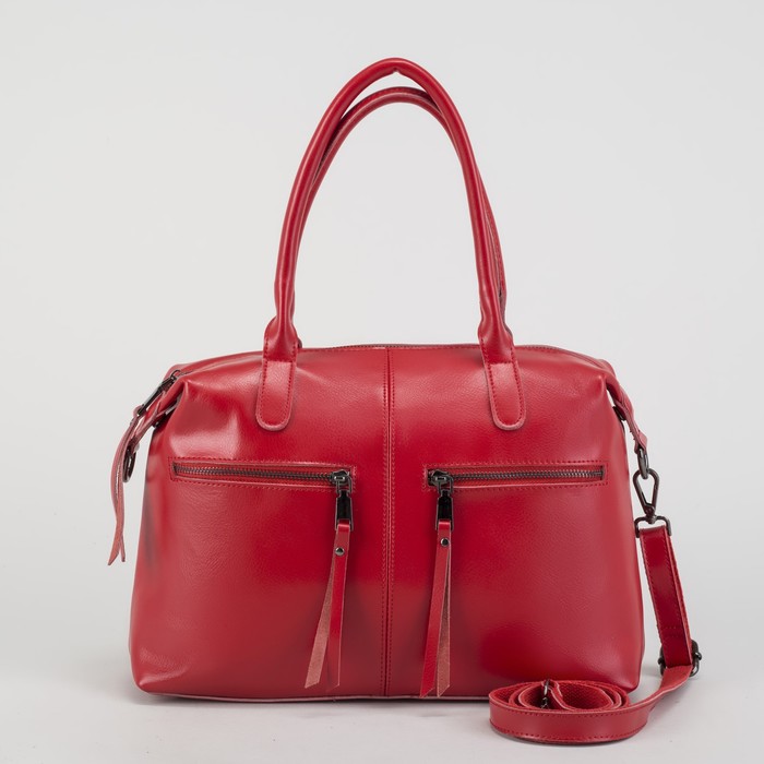Сумка женская, отдел на молнии, 3 наружных кармана, длинный ремень, цвет красный
