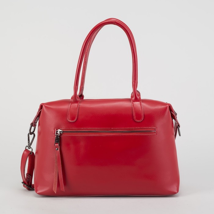 Сумка женская, отдел на молнии, 3 наружных кармана, длинный ремень, цвет красный