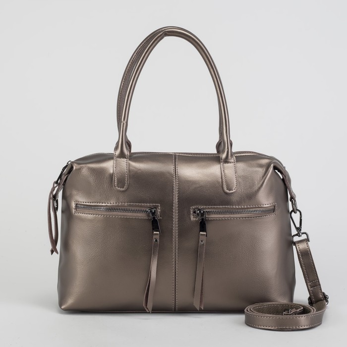 Сумка женская, отдел на молнии, 3 наружных кармана, длинный ремень, цвет бронзовый