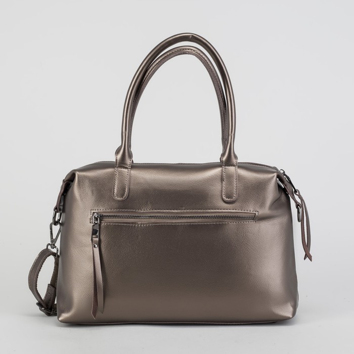 Сумка женская, отдел на молнии, 3 наружных кармана, длинный ремень, цвет бронзовый