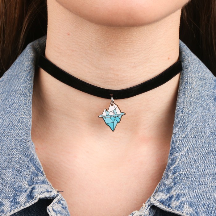 Чокер с подвеской "Айсберг"