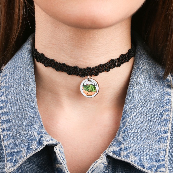 Чокер ажурный с подвеской "Кувшинка"