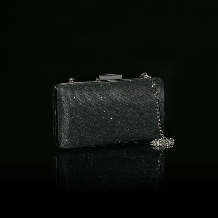 Клатч женский, отдел на фермуаре, длинная цепь, цвет чёрный
