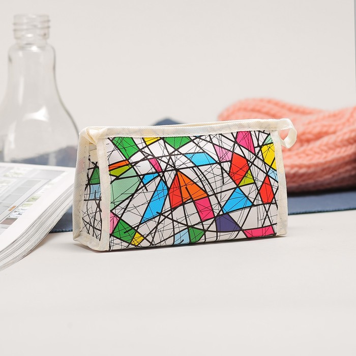 Косметичка треугольная на молнии, 1 отдел, цвет белый