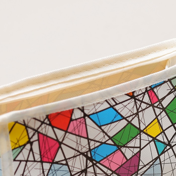 Косметичка треугольная на молнии, 1 отдел, цвет белый