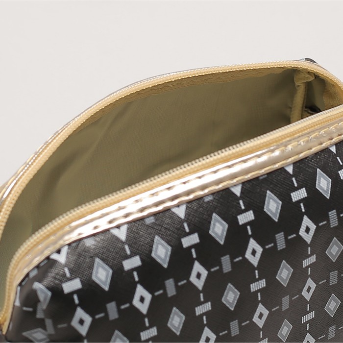 Косметичка дорожная, 1 отдел, ручка, цвет чёрный