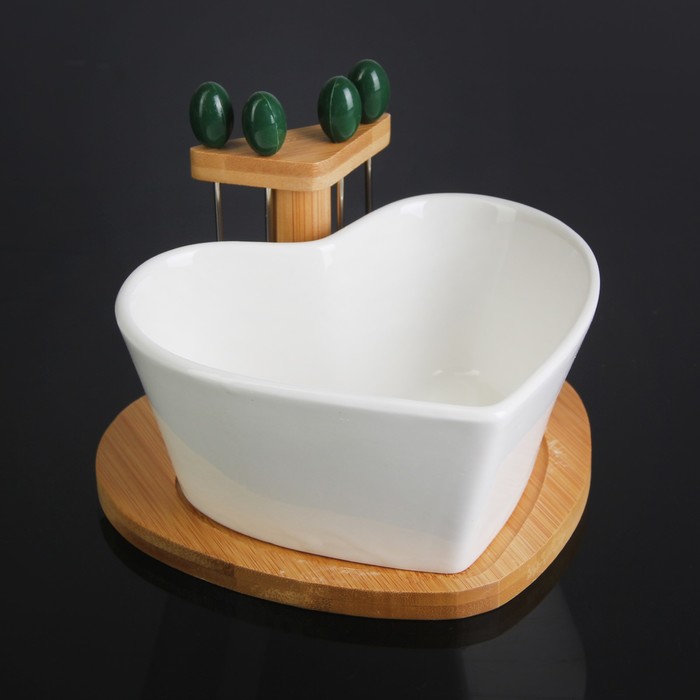 Миска для снеков 500 мл "Эстет", с 4 шпажками