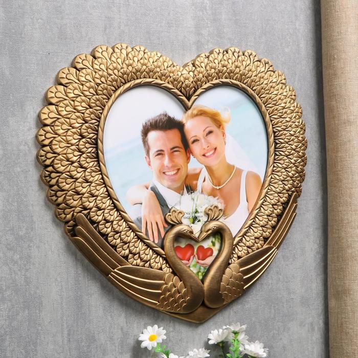 Фоторамка пластик 30х30 см "Павлины. Сердце" золото 39х42 см